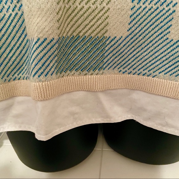 Thick sweater green, blue, cream plaid design - Picture 5 of 15